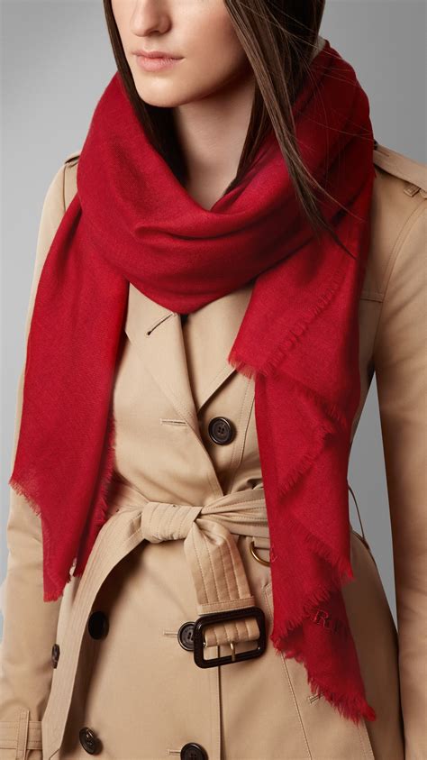 where to buy burberry scarf cheap|burberry b 135 cashmere scarf.